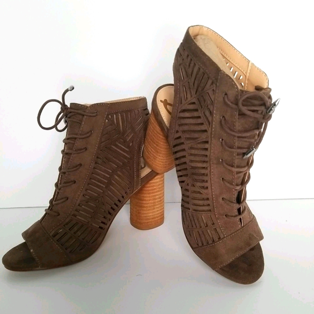 Sam Edelman Lace Up Booties 6.5